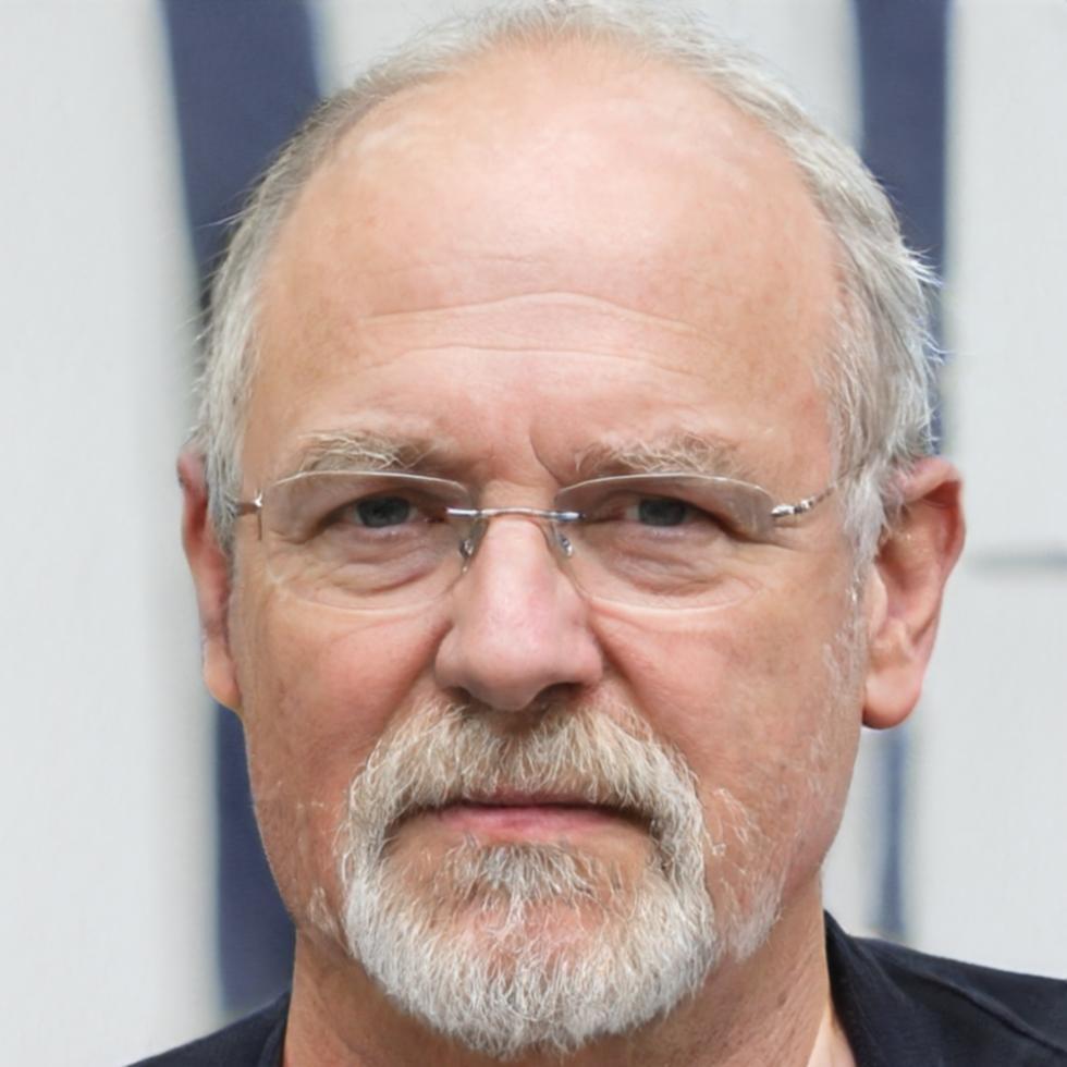 Dr. Henrik Vandenberghe, Lead Program Director